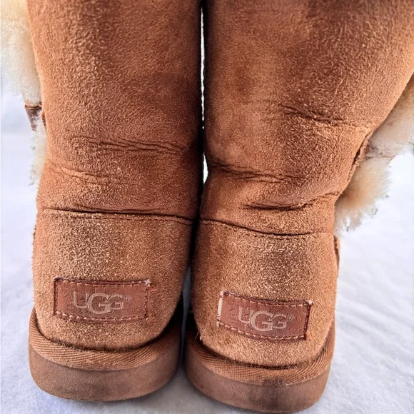 UGG Tan Kids Boots Size 3 - Picture 2 of 4
